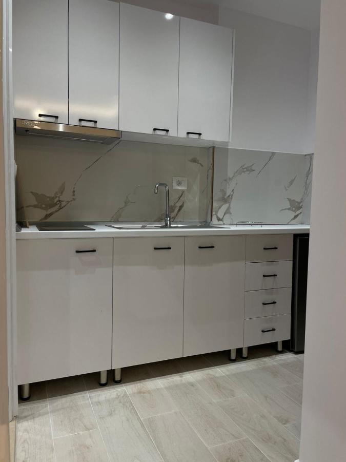 Vila Flabela Vlorë Екстериор снимка